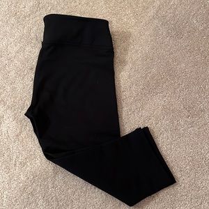 Fabletics Black Capri, S, Excellent Condition
